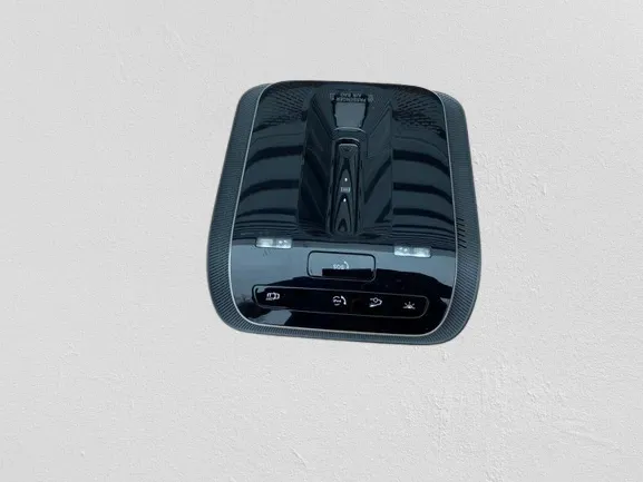 CONTROL  UNIT - Roof  Central  unit .